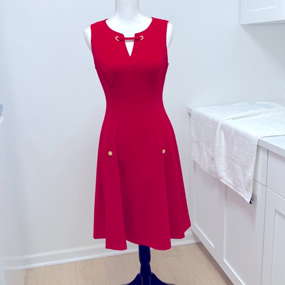 CHAPS Keyhole Fit ‘n Flare Dress